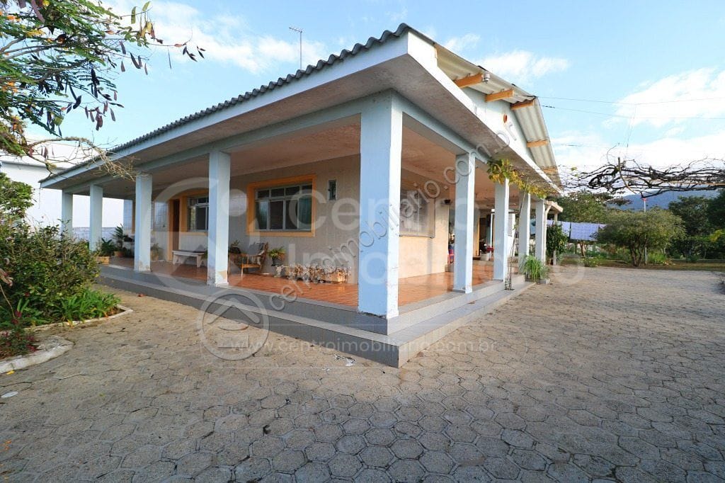 Casa à venda no bairro Centro, foto 1