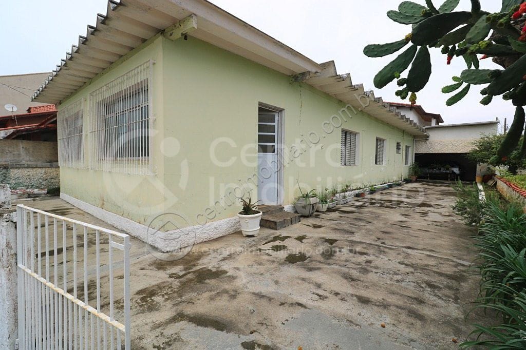 Casa à venda no bairro Belmira Novaes, foto 1