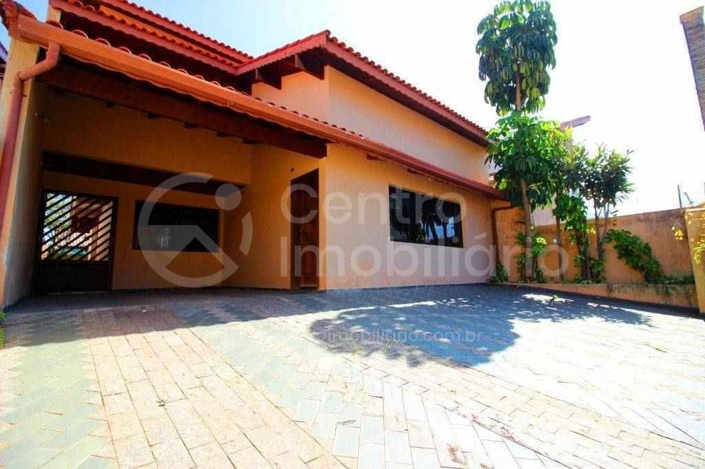 Casa à venda no bairro Casablanca, foto 1