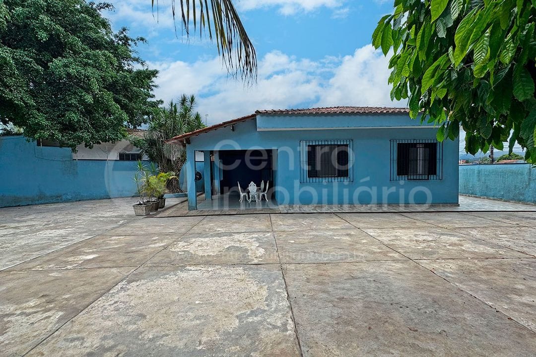 Casa à venda no bairro Itatins, foto 1