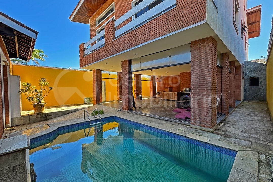 Casa à venda no bairro São José, foto 1