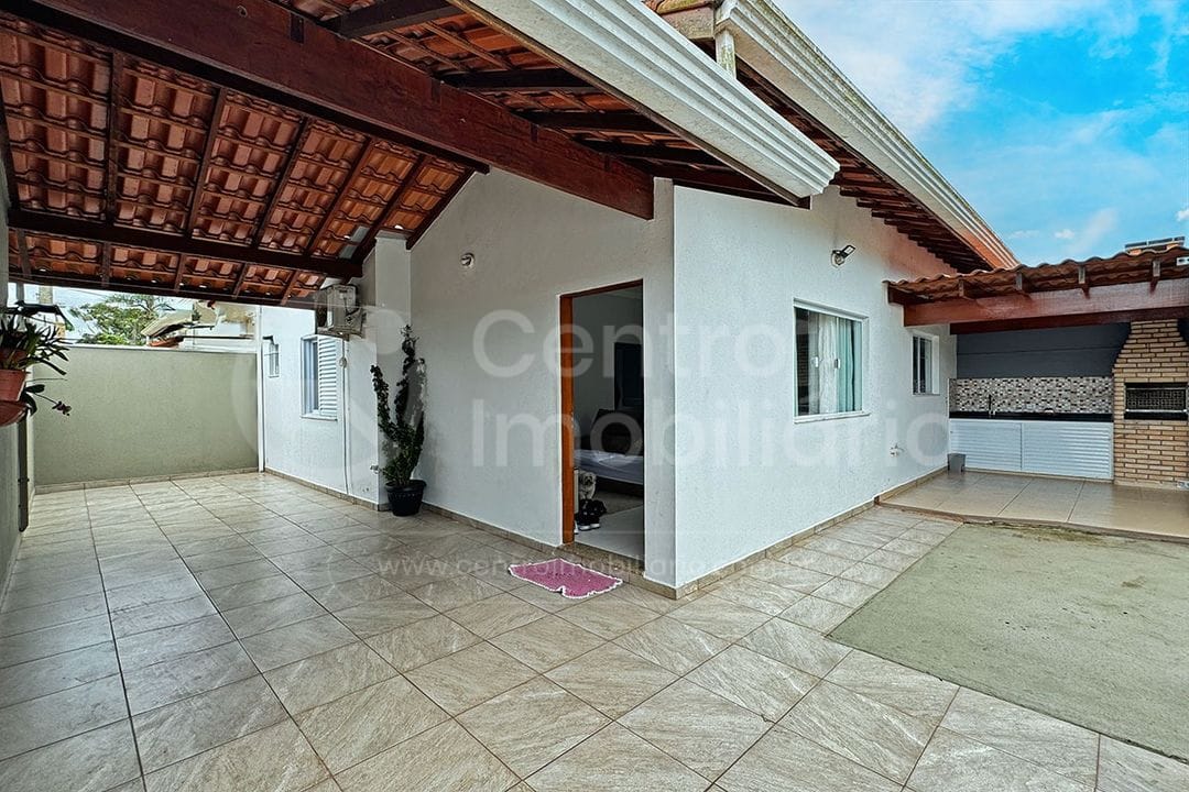 Casa à venda no bairro Cidade Nova Peruíbe, foto 1