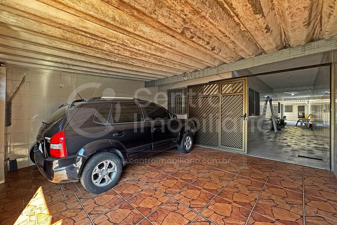 Casa à venda no bairro Ribamar, foto 1