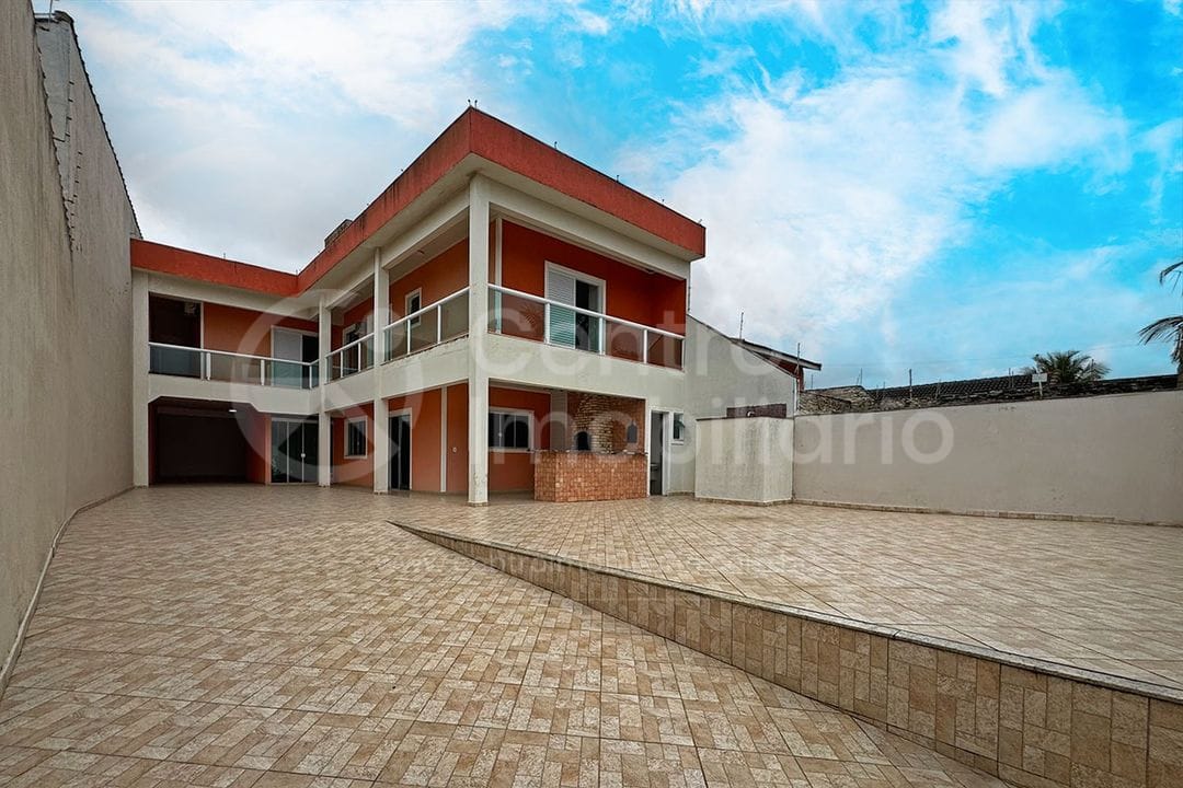 Casa à venda no bairro Ribamar, foto 1