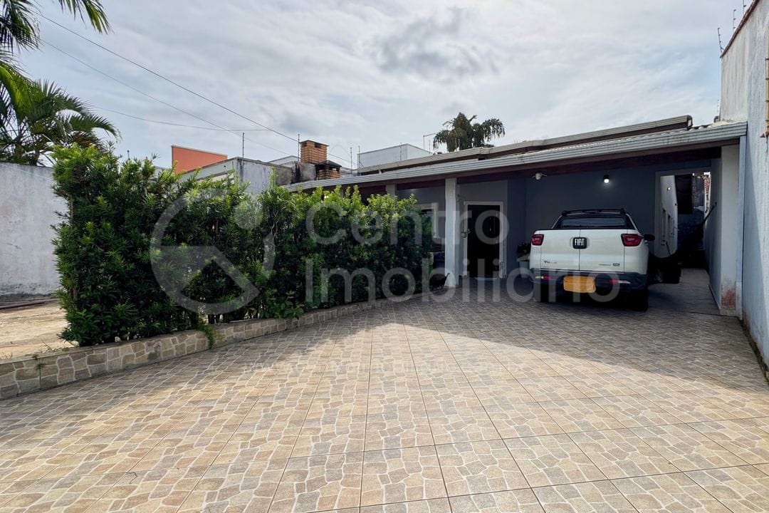 Casa à venda no bairro São José, foto 1