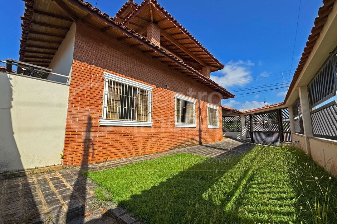 Casa à venda no bairro Centro, foto 1