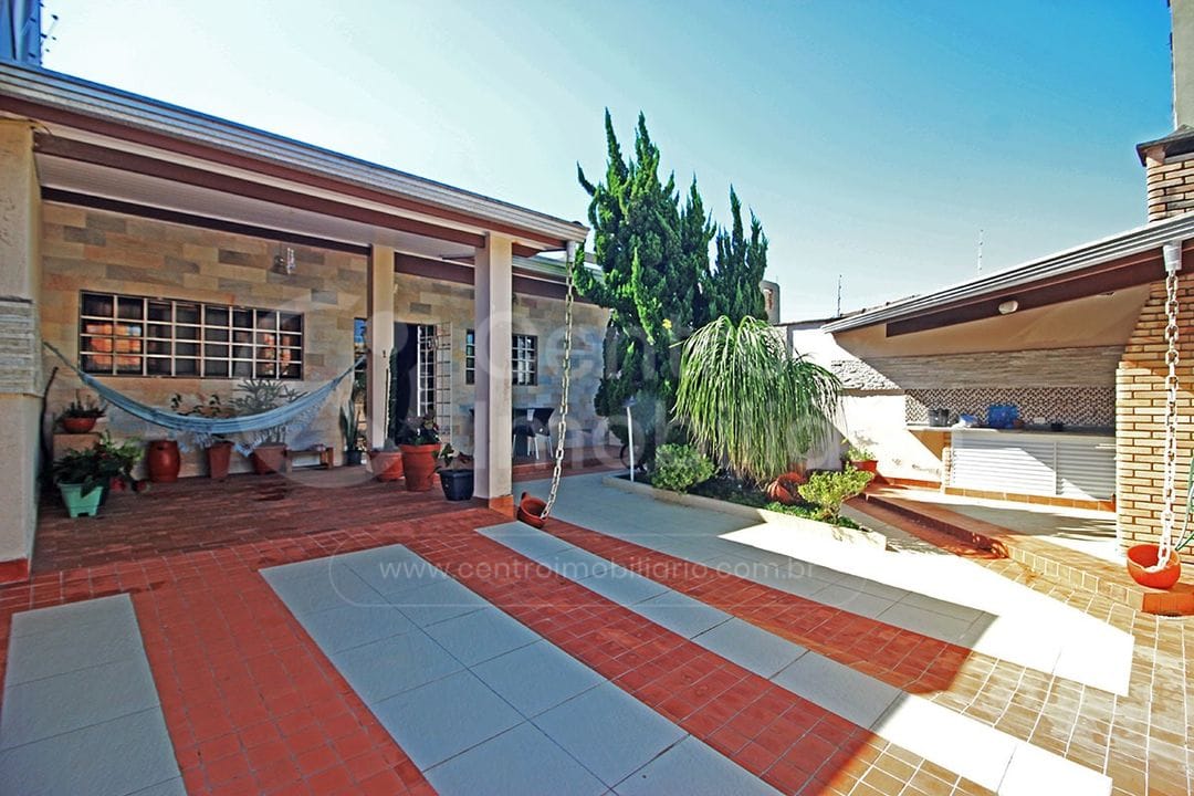 Casa à venda no bairro São José, foto 1