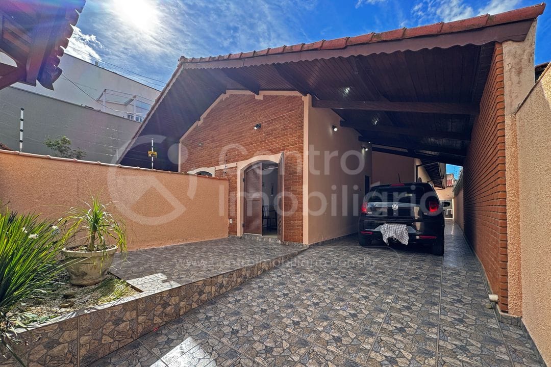 Casa à venda no bairro Stella Maris, foto 1