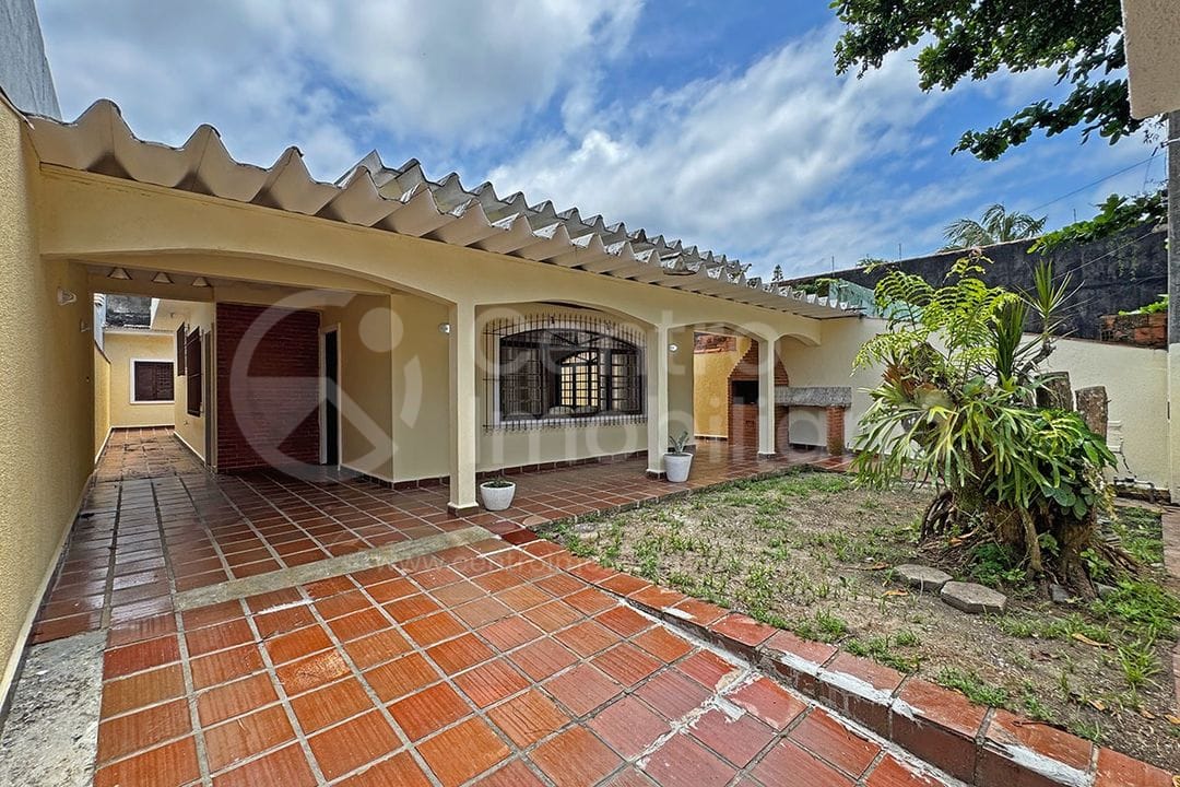 Casa à venda no bairro Belmira Novaes, foto 1