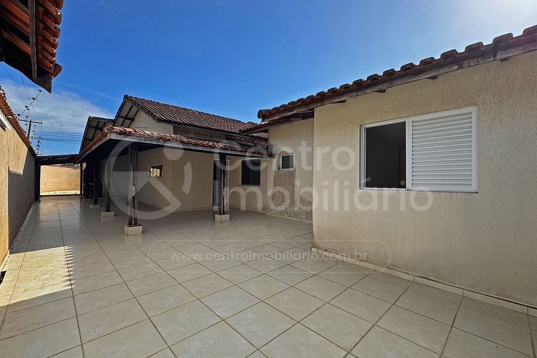 Casa à venda no bairro Jardim Peruibe, foto 1
